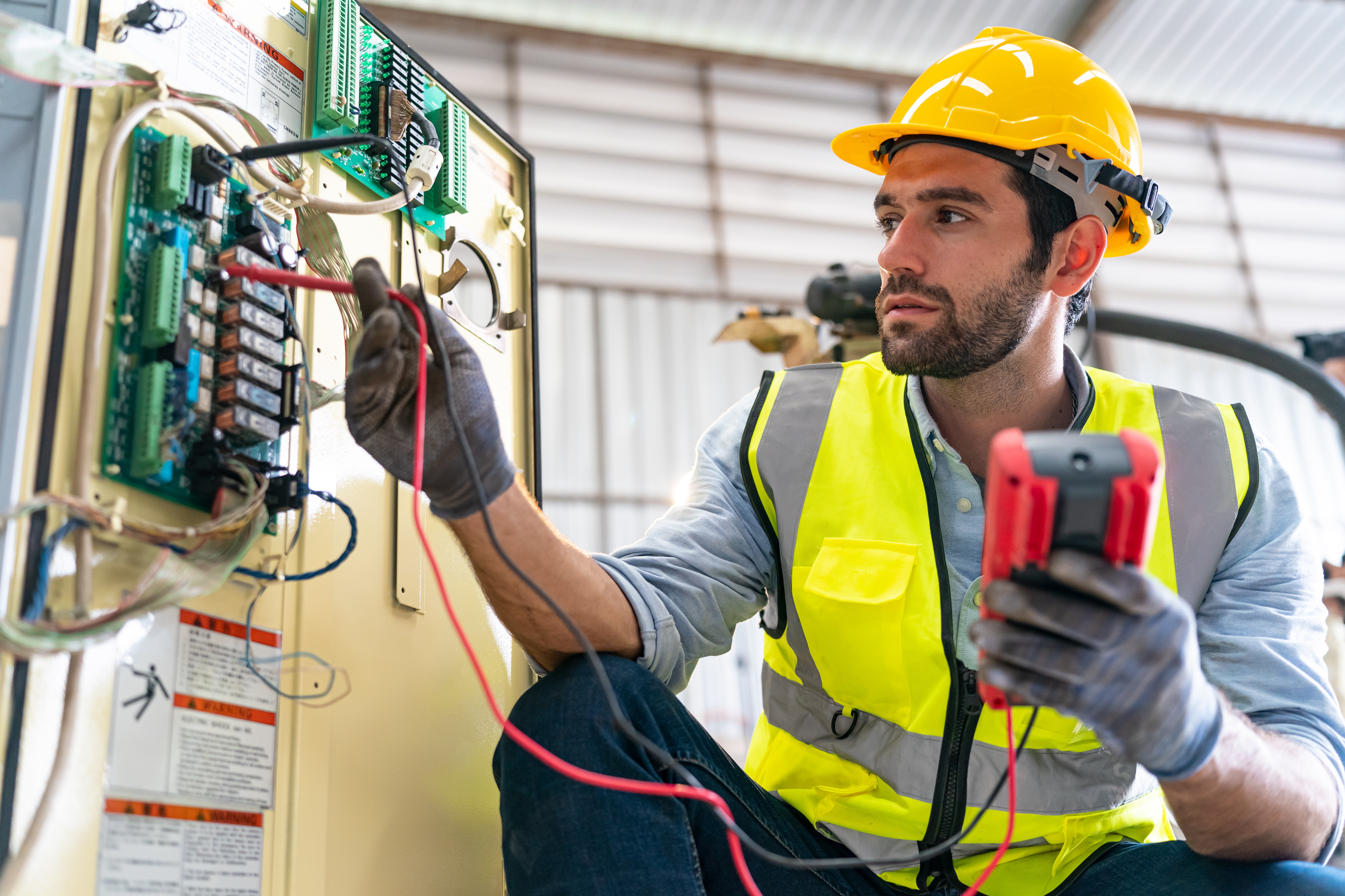 How to Find the Best Electrician in Denver for Your Home or Business